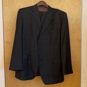 Jones New York men’s suit size 46 regular, pants 40x32 - Black Window Pane